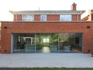 Cero III slim-profile sliding doors with triple glazing