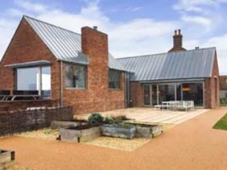 Extension with Internorm Windows with an anodised finish