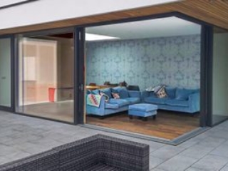 Internorm HS330 sliding doors with open corner configuration