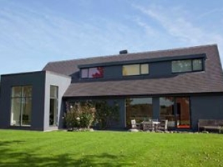 A 1970 house given a striking contemporary makeover