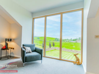 Internorm HF310 timber-aluminium fixed windows - interior spruce Internorm HF310 timber-aluminium fixed windows - interior spruce