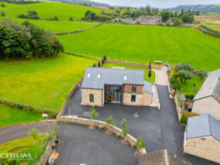 Internorm HF310 timber/alu windows in custom built home - aerial view | drone Internorm HF310 timber/alu windows in custom built home - aerial view | drone