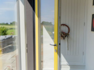 grain-barn-static-4a Kastrup Side Entrance Door - Yellow