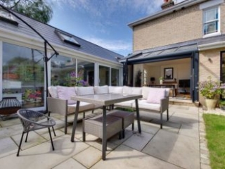 2019-0964-16 Solarlux Avantgarde Oak/Aluminium Glass Roof and bifold doors - garden view