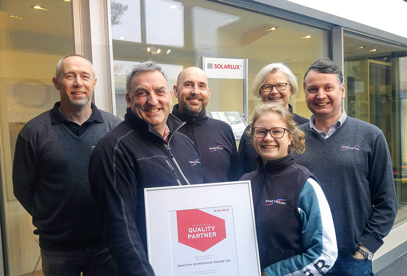 The Spectrum team with Solarlux Quality Partner certificate
