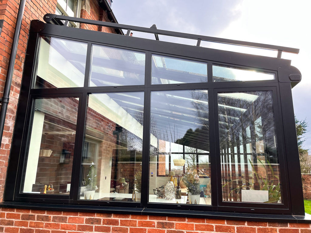 2023-0362-11 Side view of the glass extension